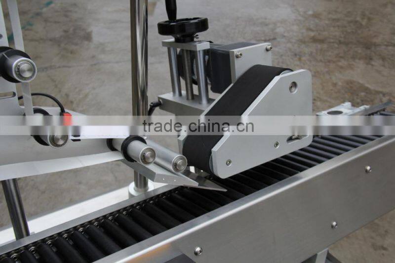 Automatic penicillin bottle mechanical equipment labeling machine