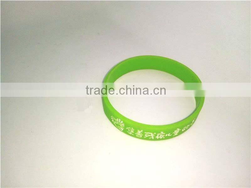 Colorful Silicone Hand Chains Waterproof Sports Girls Bracelet Made in China