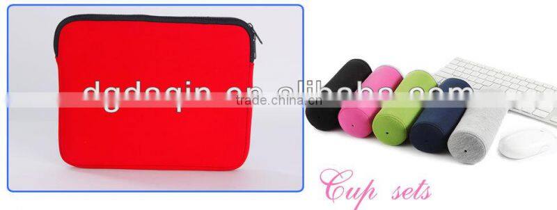2014 New Enthusiastic Hot Laptop Sleeve with Black Zipper Decoration