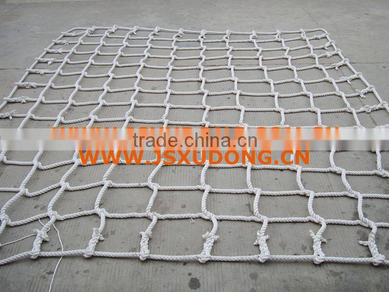 Polyester or Nylon scramble net