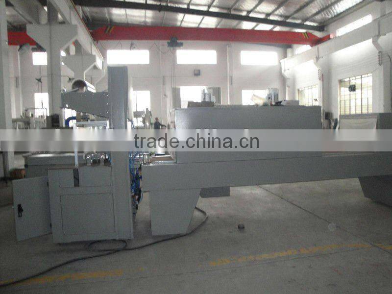 Group shrink machine for water bottles