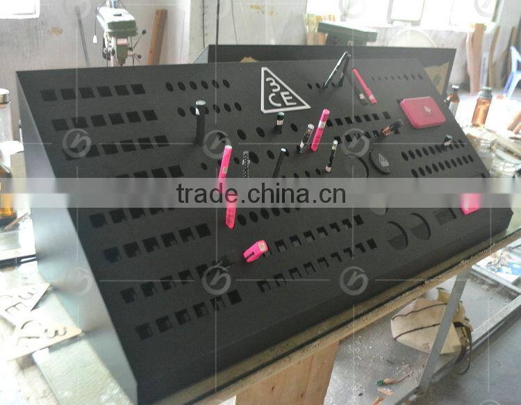 Professional 3ce cosmetic display stand,modern customized cosmetic display