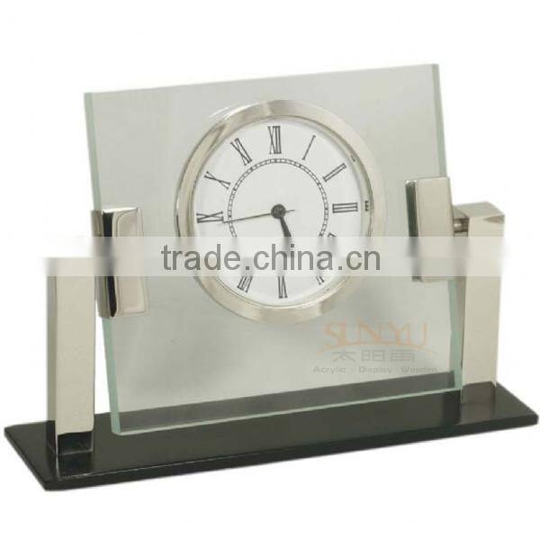 Rotate Acrylic Wall Clock Stand With Vintage Style Shape