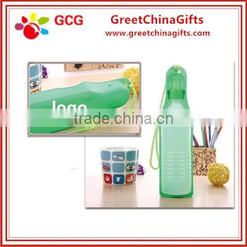 Automatic plastic pet water dispenser