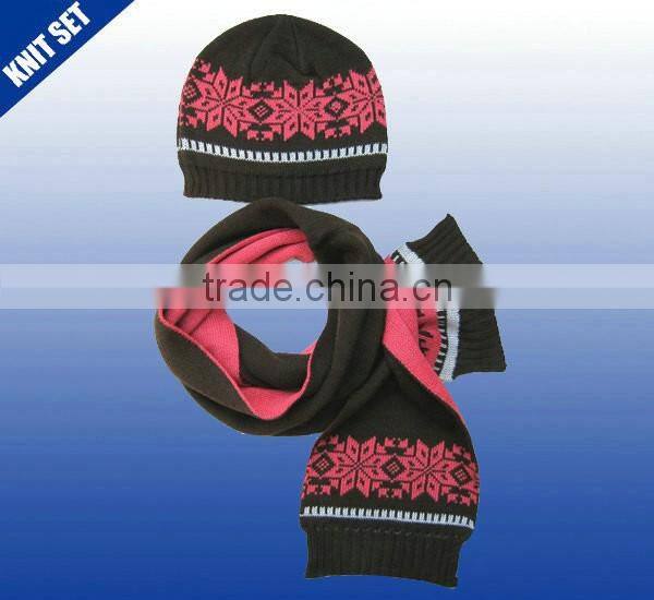 newest fashionable design acrylic three color stripe plain knitted scarf hat casquette set
