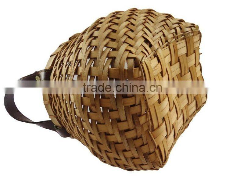 Wooden basket/Beautiful Baskets/Fruit basket