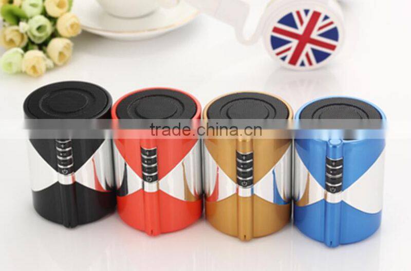 2015 best design bluetooth speaker, super Bass portable mini speaker, Support FM/MIC/TF Card function.