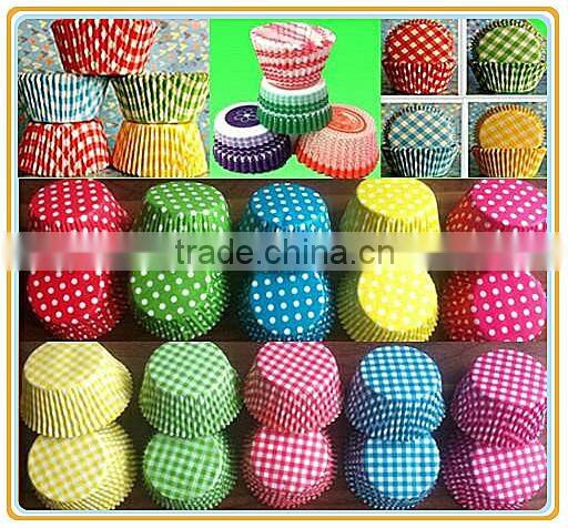 Fully Automatic Paper Cake Cup Making Machine/ Automatic Cake Tray Making Machine