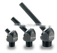 Screw-in coolant nozzle CNC machine tool