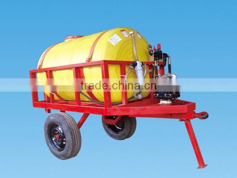 Tractor trailed fertilizer spreader lime spreader truck manure spreaders for sale