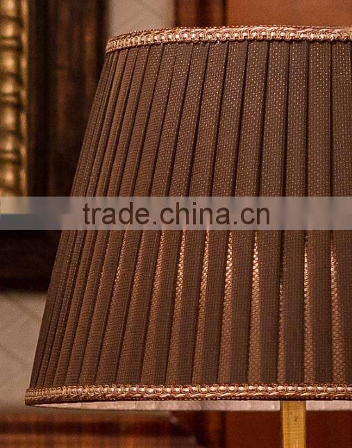 Brown color lampshade K9 crystal table lamp