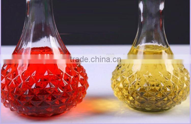 820ml clear unique shape glass bottle for sprint alcohol liquor
