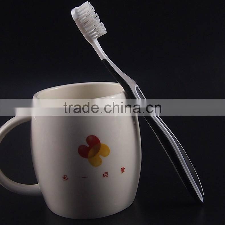 Wholesale cheapcleaning tooth brush with replacement brush head