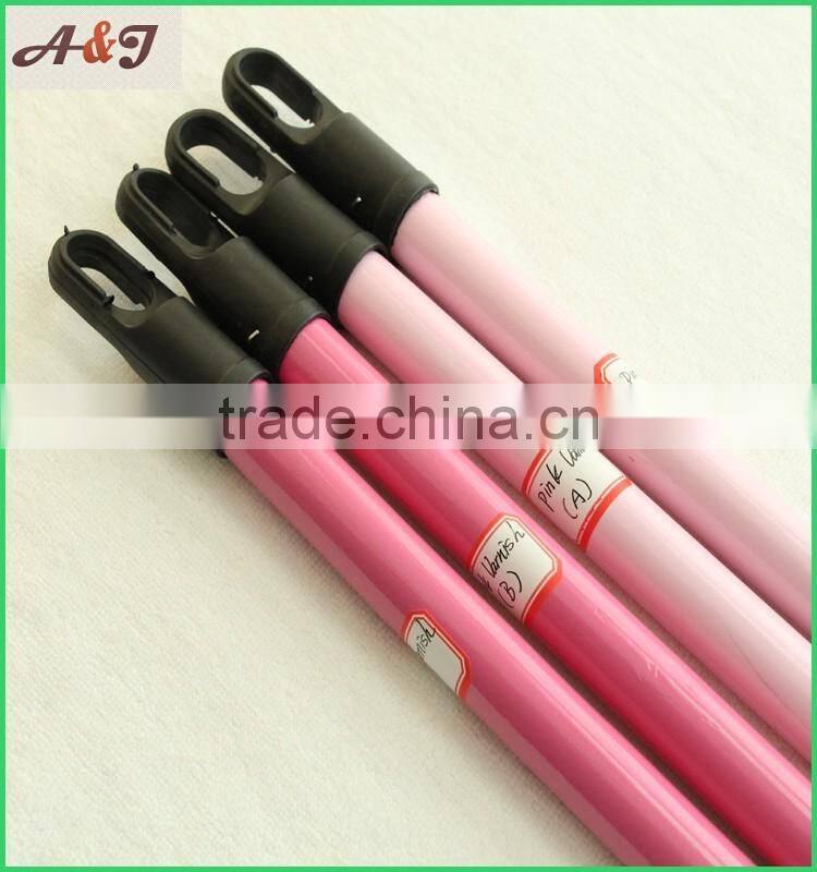 Colorful varnished wooden broom handle with 7.8cm plastic cap