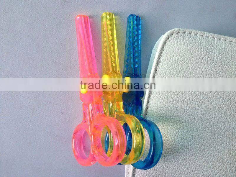 good quality different design craft scissors colorful