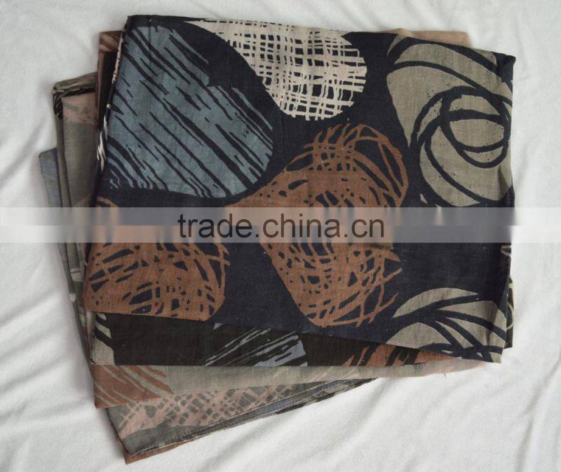 Fashion new coming 100%rayon ladies print heart latest scarf
