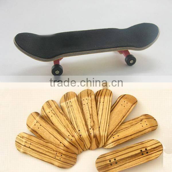 Professional Maple Complete Wooden Fingerboard with Nuts Trucks Tool Kit - Basic Bearing Wheels