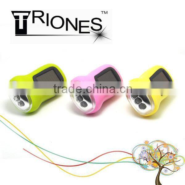 (130044) Emergency Mini Solar Hand Crank Dynamo Flashlight with 3 Led