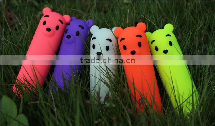 2015 new shenzhen pooh bear power bank waterproof cartoon