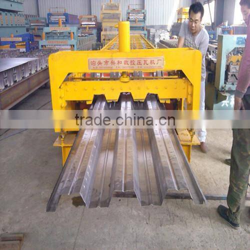 XH-915 Metal Floor Deck Sheet Roll Forming Machine
