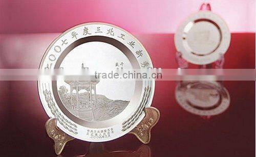 metal souvenir plate