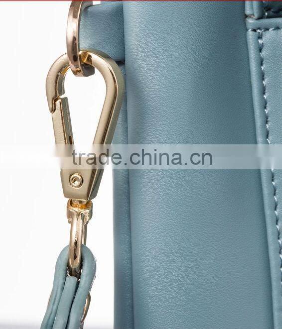 Blue leather lock evening bag clutch