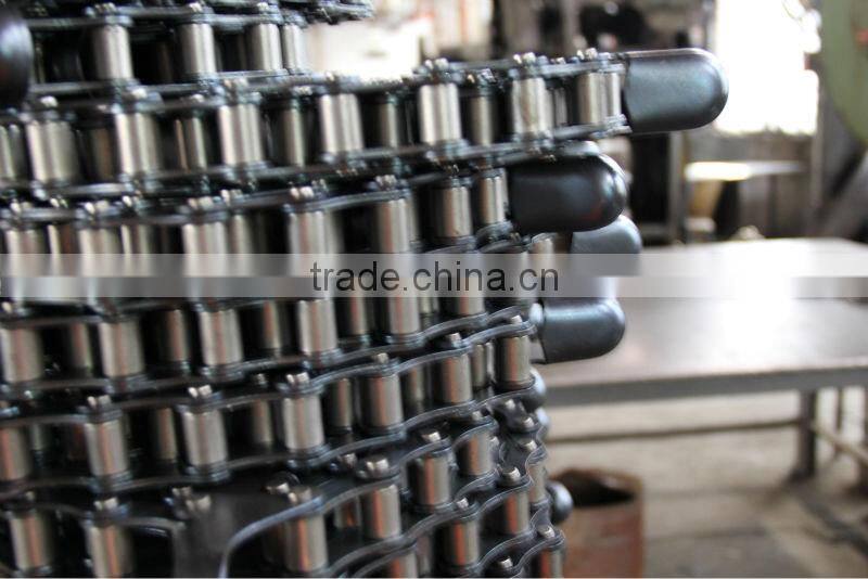 agricultural chain with special attachment for transmission