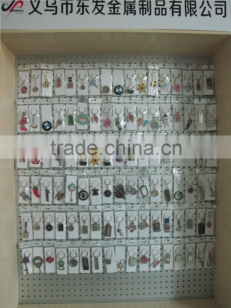 hot sales zinc alloy promotional football keychain/metal sports keychain gift