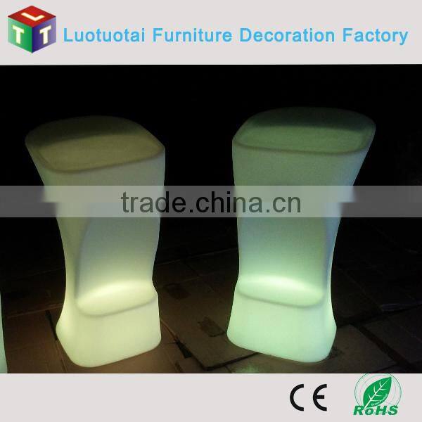 Manufacturer L48*W45*H85CM PE bar chair with remote control 16 mix changeable colors