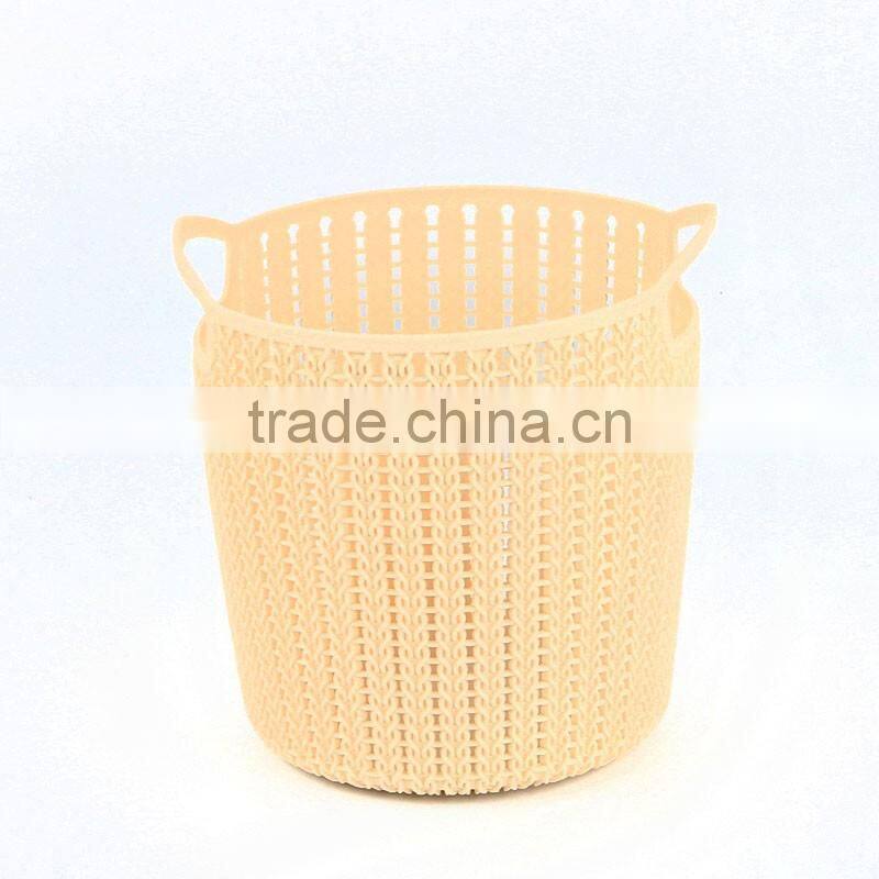 plastic laundry bucket for clothing and other articles of daily use