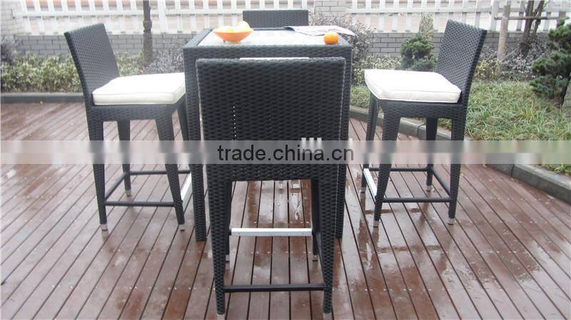Outdoor/Indoor Furniture Rattan/Wicker Patio Bar Set