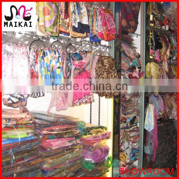 Wholesale new fashion floral print wool kuwait scarf