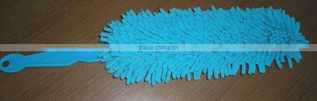 Chenille cleaning duster
