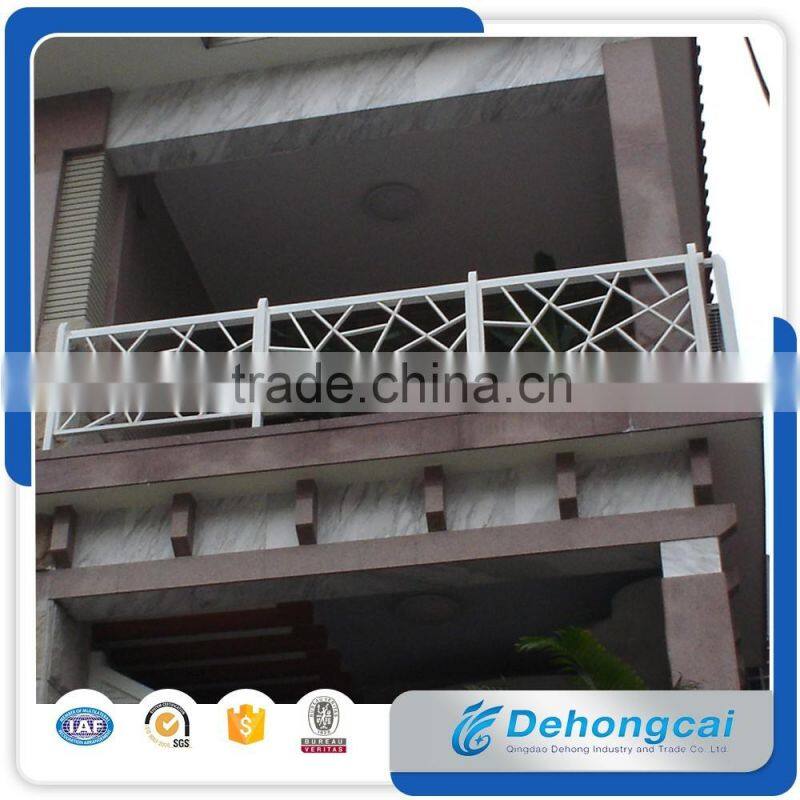 Customized Deluxe Curve Galvanized Wrought Iron Balcony Railing/Steel Balcony Balustrade Handrails