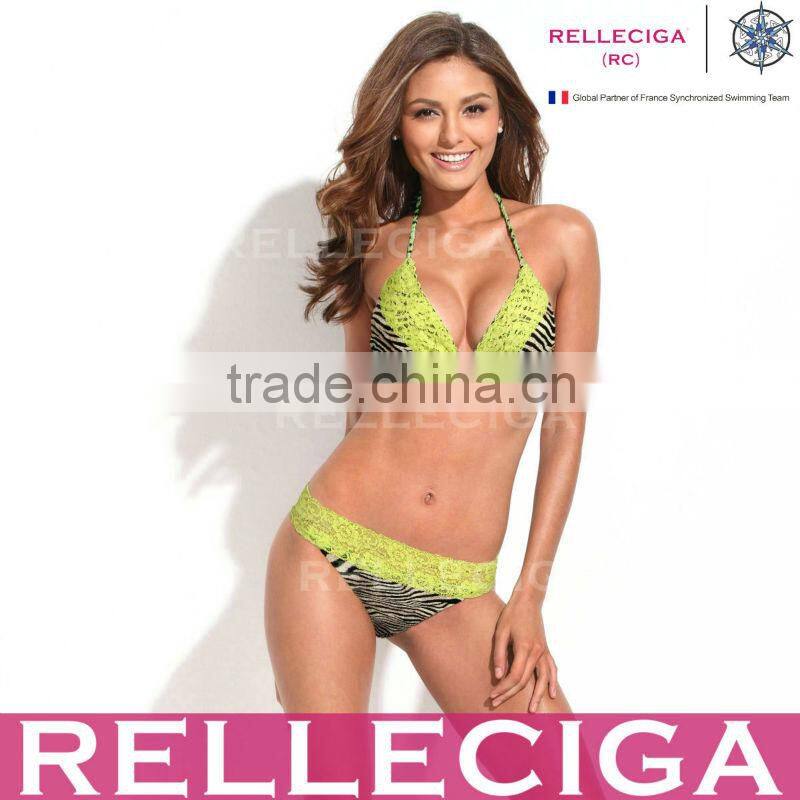 Sexy Lace Trim Bikini Swimsuit Girl