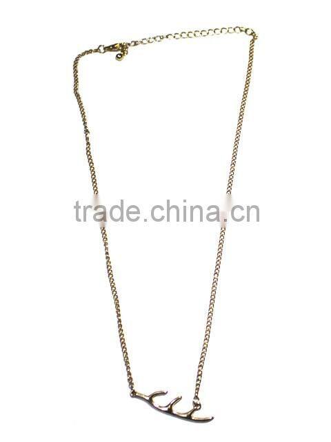 Lovely metal cat shapes pendant chain necklace