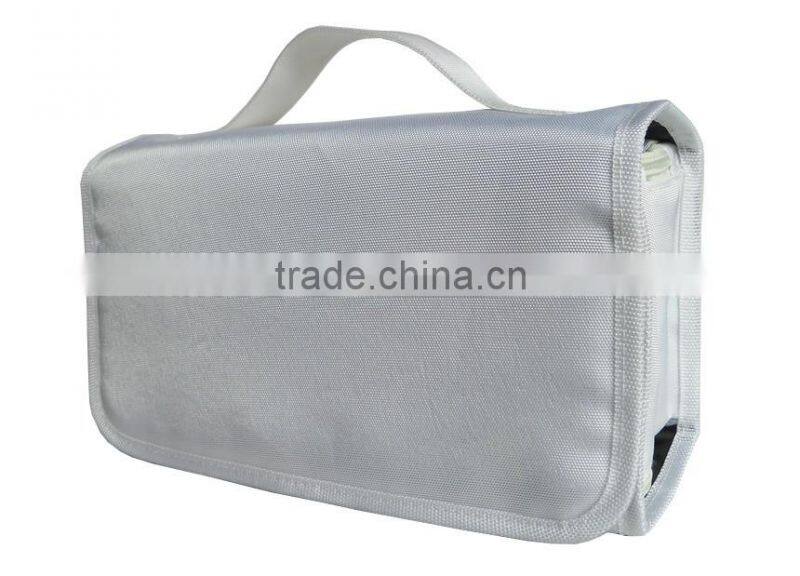 2016 latest design polyester fashion travel wash bag toiletry bag for unisex.