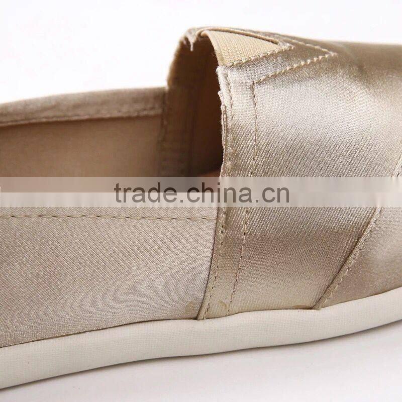 2016 classic shoes with satin upper material women casual shoes flat injected shoes