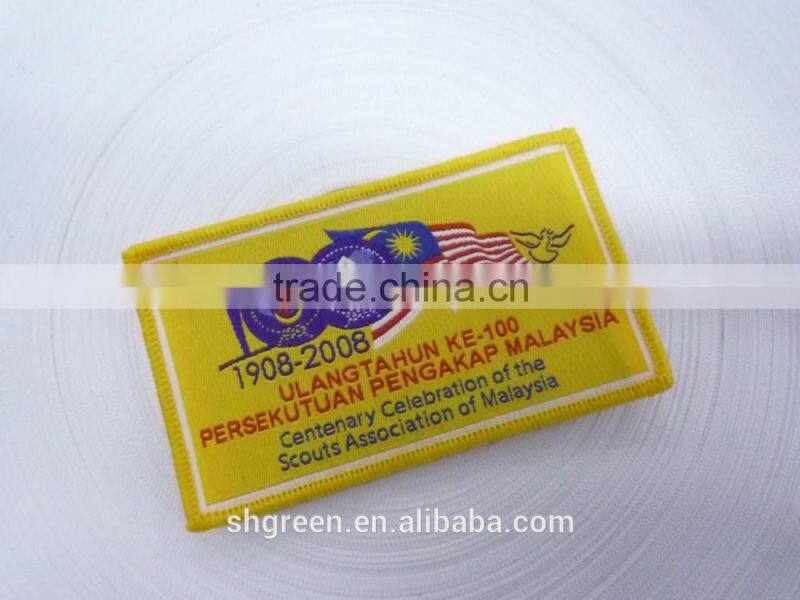 Unique design flag shape woven labels,woven flag badge