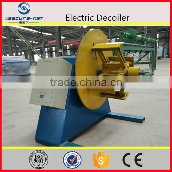 Razor blade barbed wire making machine