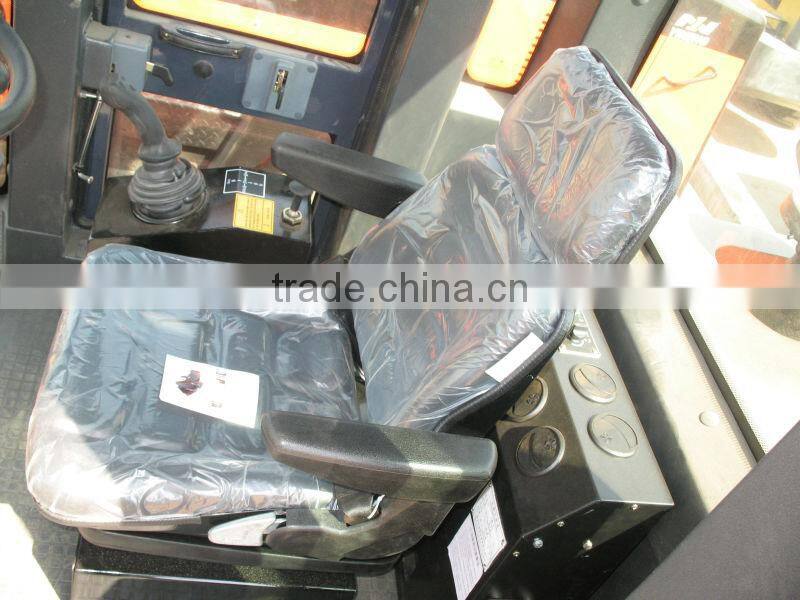 3 ton ZL30 compact wheeled loader (3000kg+C ummins engine+Joystick control+Electrolic control gear shift)