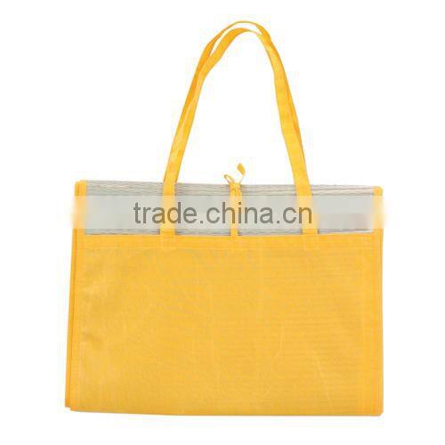 Beach straw mat set with non-woven bag