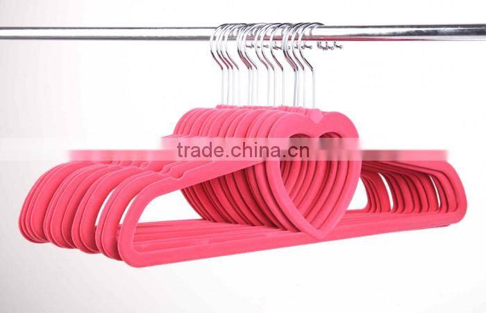 Round heart velent kimono plastic hanger