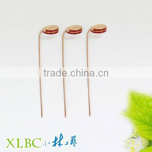 Display picks with color