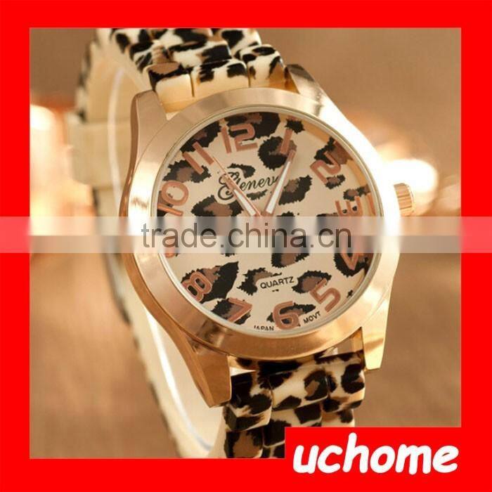UCHOME Wholesale Fashion Stainless Steel Back Leopard Geneva Silicone Watch Woman