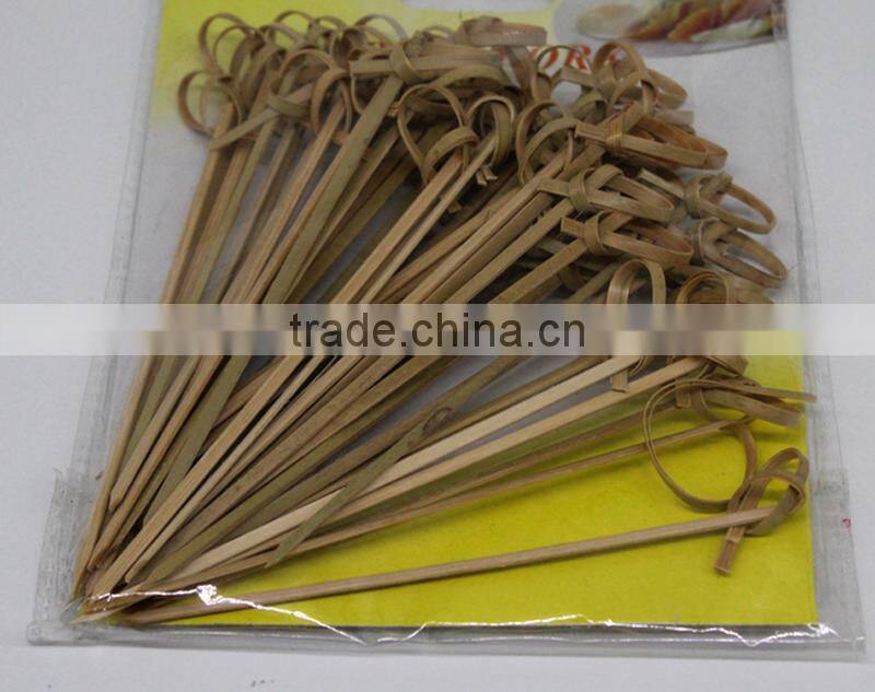 Natural flat bamboo fruit skewer for food,salad ,meat with smooth color surface