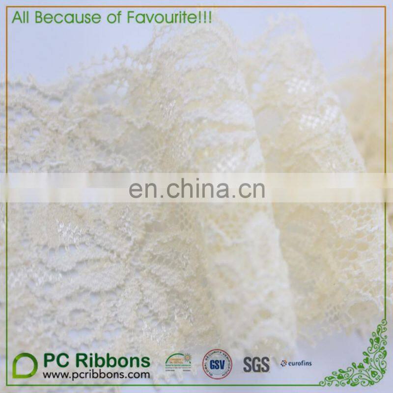 scalloped lace trim by the yard