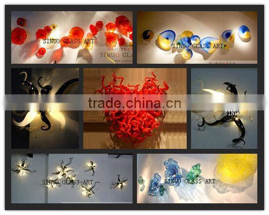 Decorative Red Blown Glass Chandelier For Sale