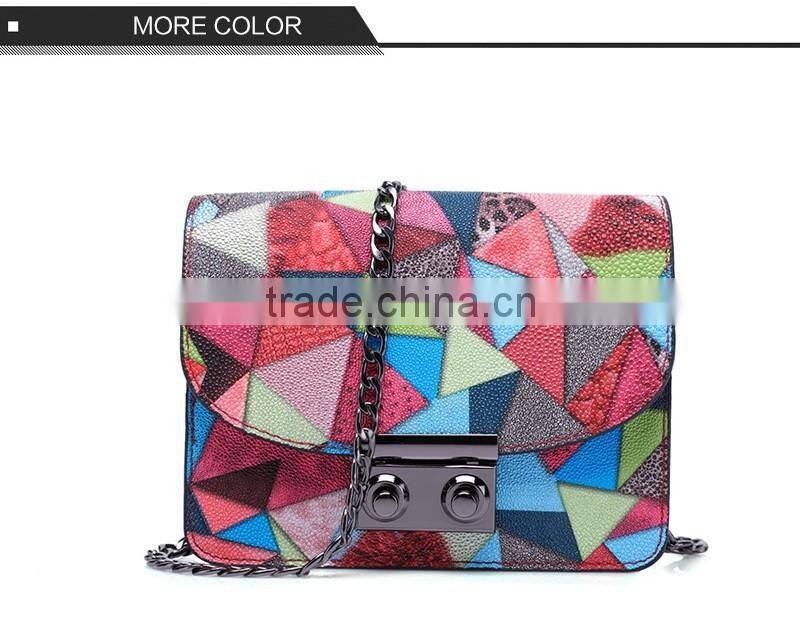 New Women Messenger Bags Vintage Small Leather Handbag Casual Bag