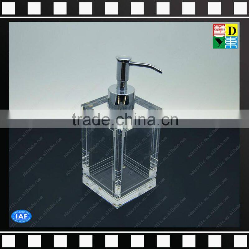 Bathroom accessories of acrylic decorative bathroom lotion pump dispenser bottle 500ml for hotel/home